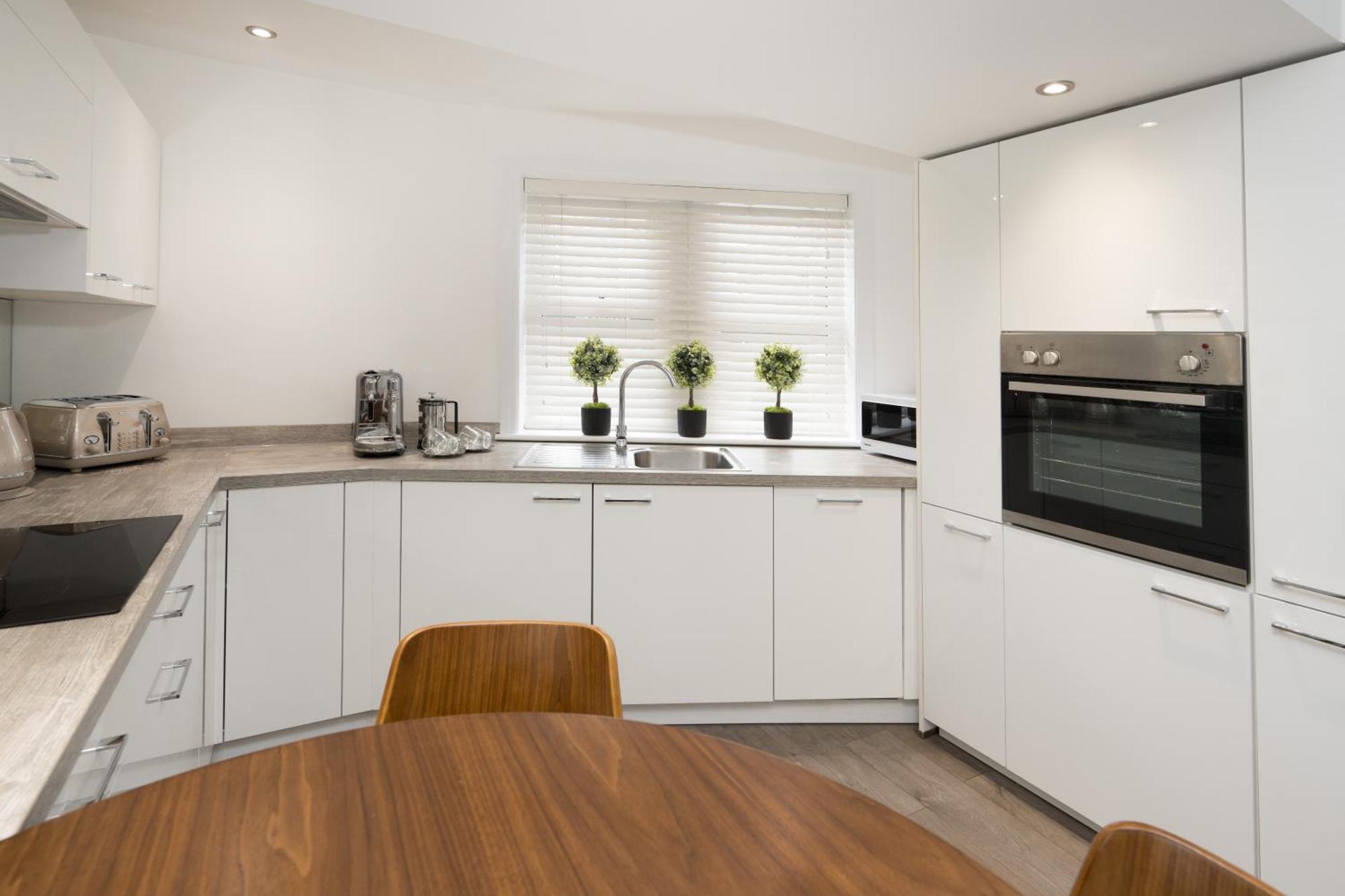 Sixtytwo By Harrogate Serviced Apartments Экстерьер фото